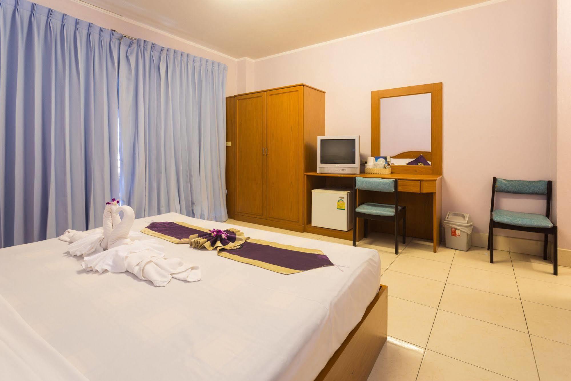 Guesthouse Belvedere Patong Eksteriør bilde